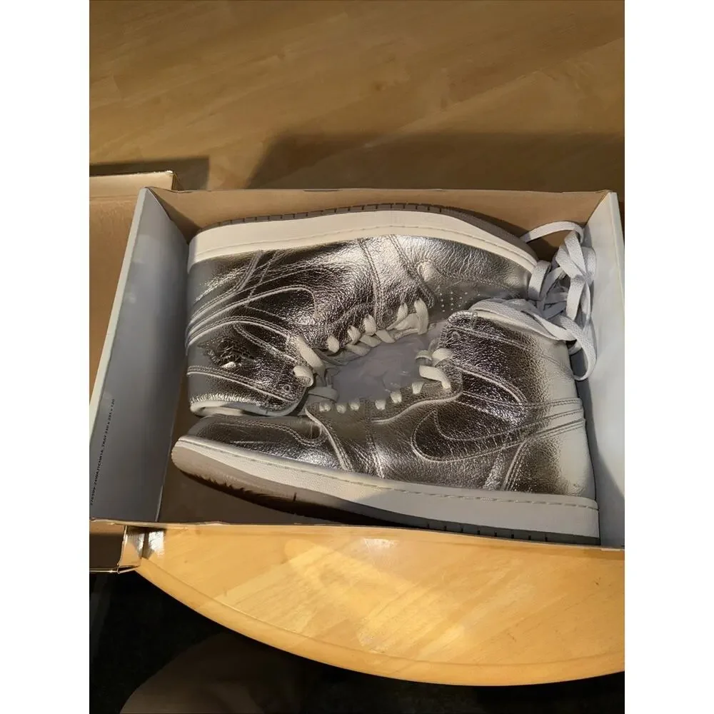 Emma Air Jordan 1 Retro Hi OG Metallic Chrome 11W